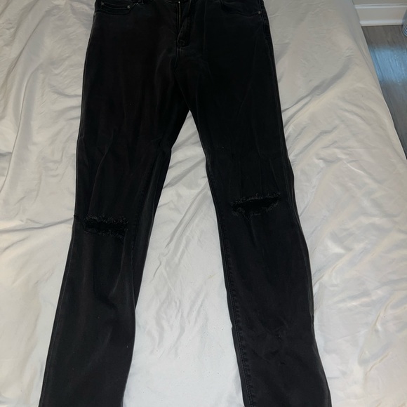 ASOS DESIGN ultimate skinny jeans in black with knee rips - Picture 9 of 9